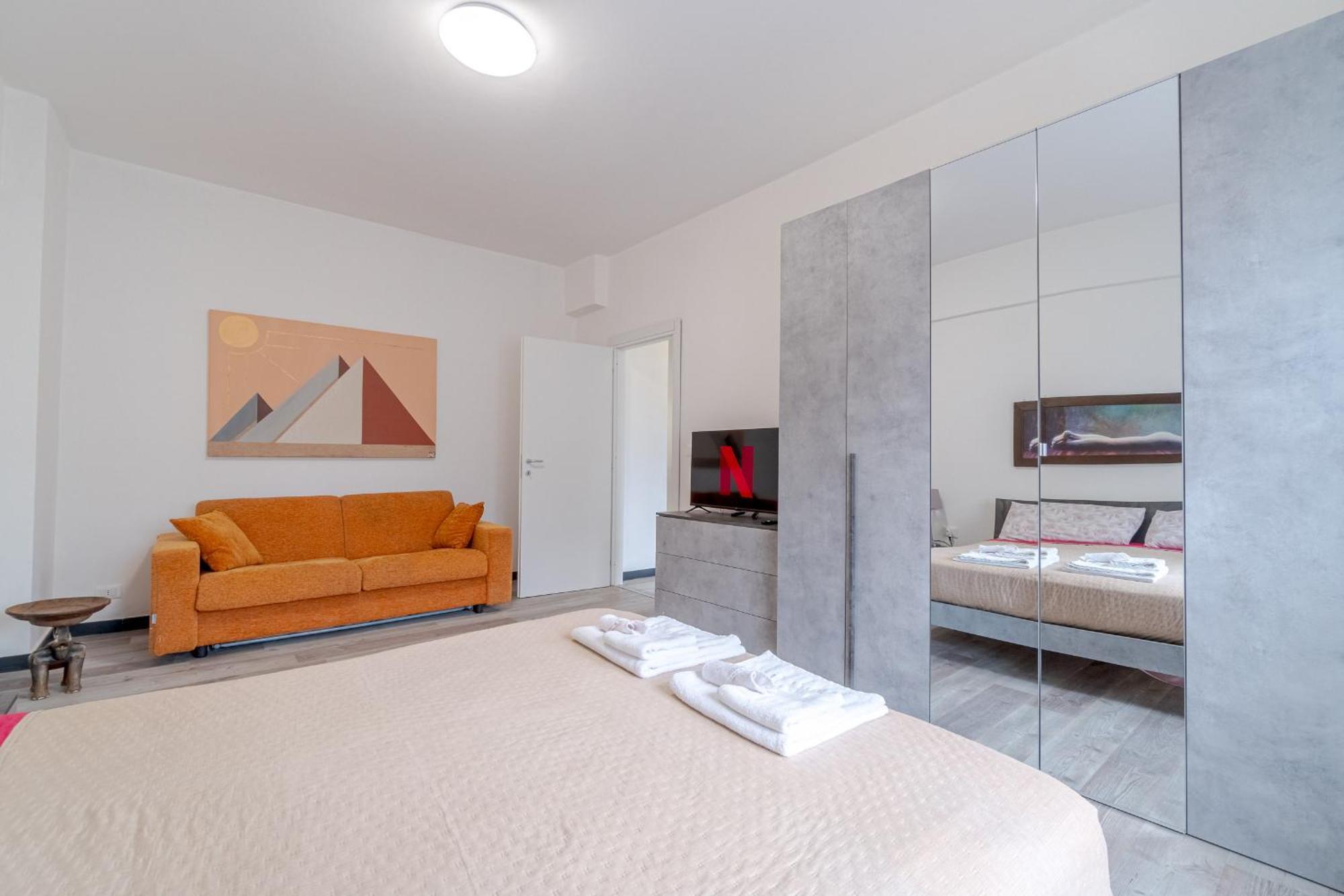 Monik House: Central House With Parking Apartment Genua